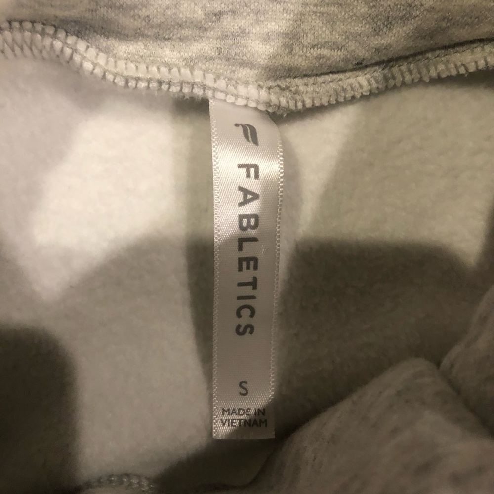 GUC Fabletics 2 piece bundle - Picture 6 of 12